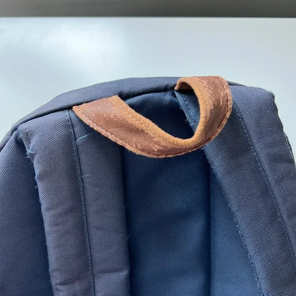 Herschel Heritage Backpack, Mid Volume, Navy Blue with Brown Leather - Picture 3 of 7